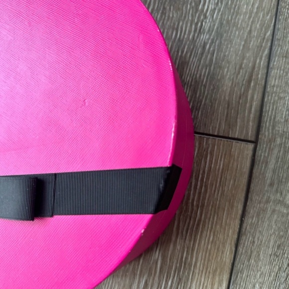 Prada Candy Fuchsia Round Box/ empty box - Picture 8 of 13
